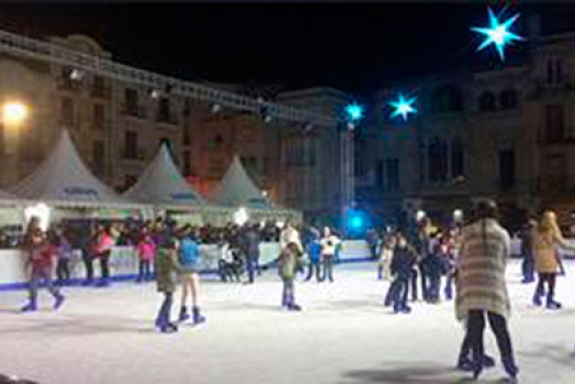 Pista de hielo en la Plaza Mercadal del 27 de noviembre al 10 de enero